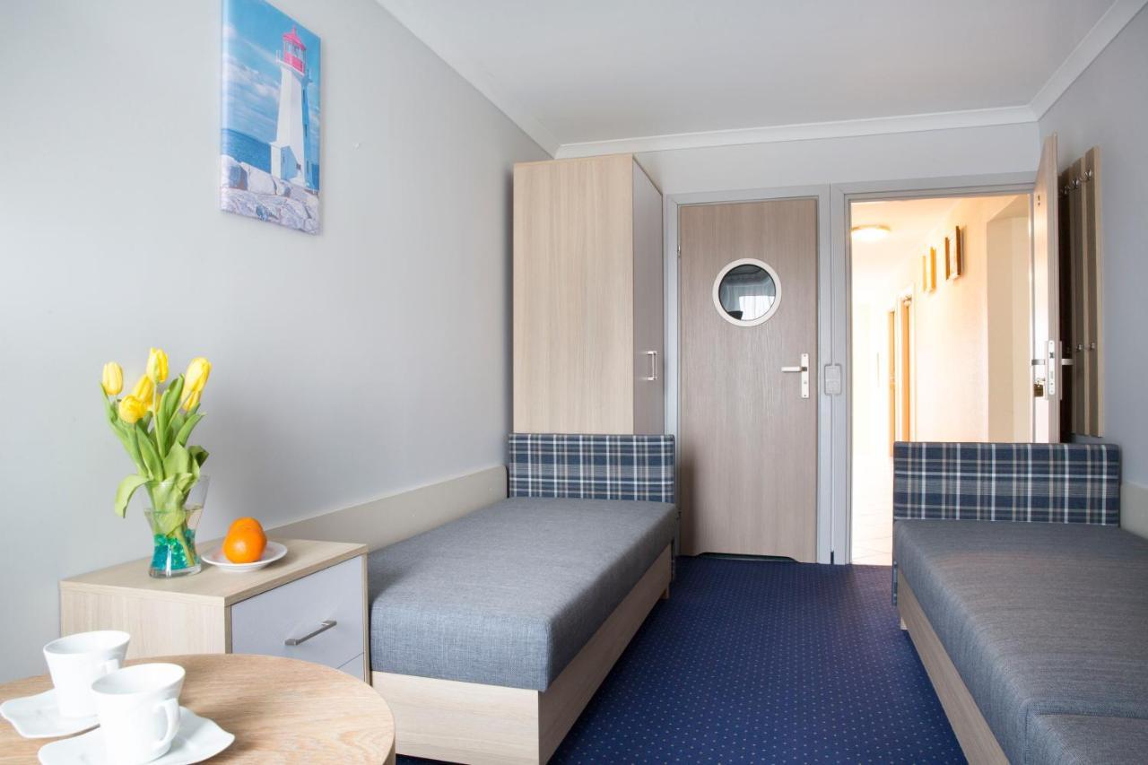 Osrodek Wczasowy Dagmor Bed & Breakfast Устка Екстериор снимка