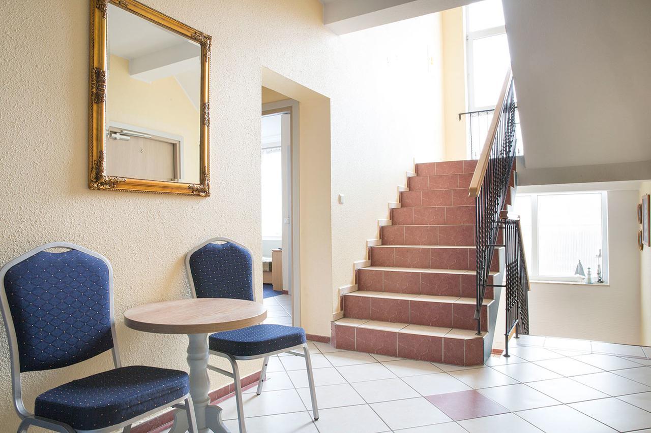 Osrodek Wczasowy Dagmor Bed & Breakfast Устка Екстериор снимка